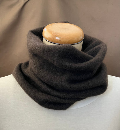 ヤク100%　ふわふわネックウォーマー